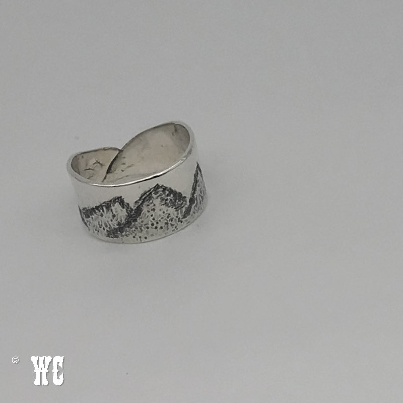 Peaks and Valleys - Sterling Silver Band